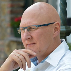 Dr. Torsten Osthus